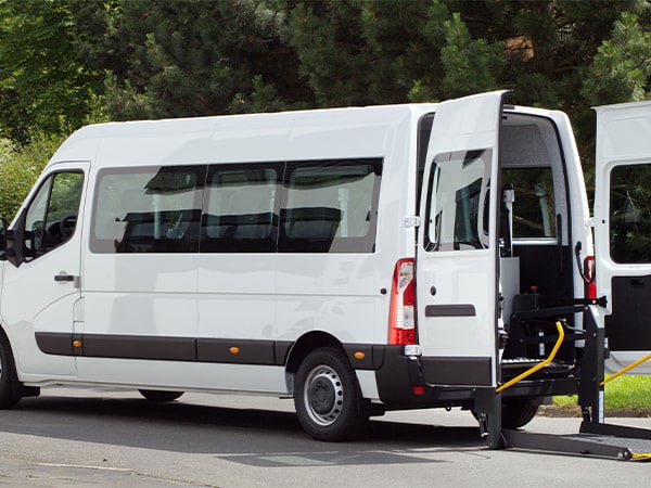 furgoncini con accesso carrozzine